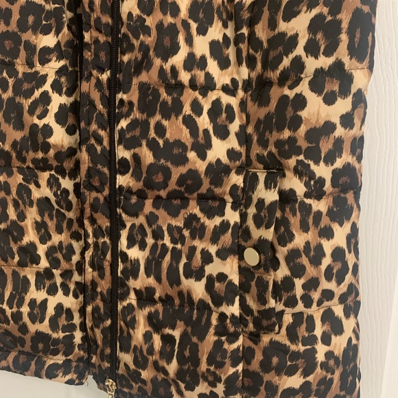 Leopard Puffer Vest - Picture 4 of 4